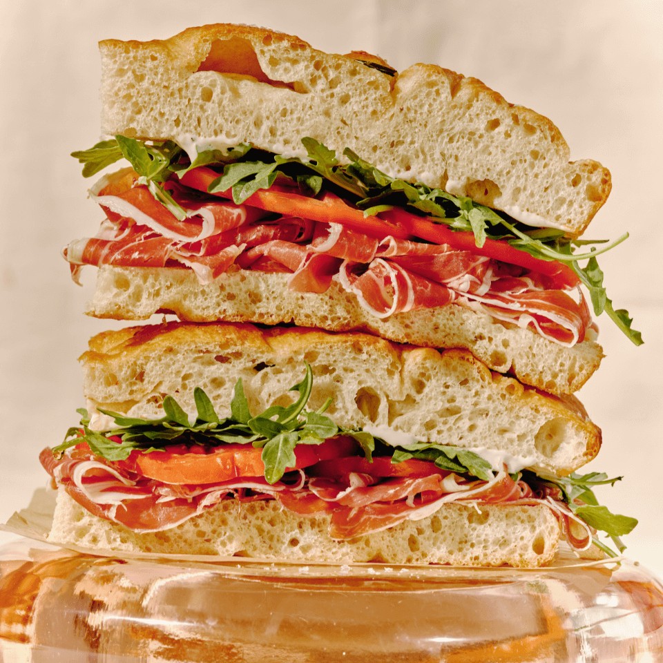 Focaccia z prosciutto